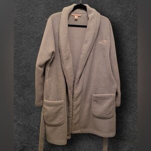 Women’s Medium Victoria Secrets Robe